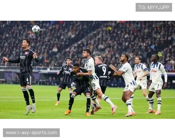 尤文图斯对阵佛罗伦萨：两队激战正酣，谁能笑到最后？